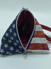 Load image into Gallery viewer, Pyramid zipper pouch
